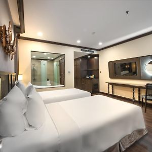 Grand Deluxe Zimmer mit zwei Einzelbetten im Flügel